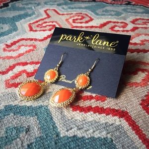 NWOT Park Lane Coral & Gold Drop Earrings